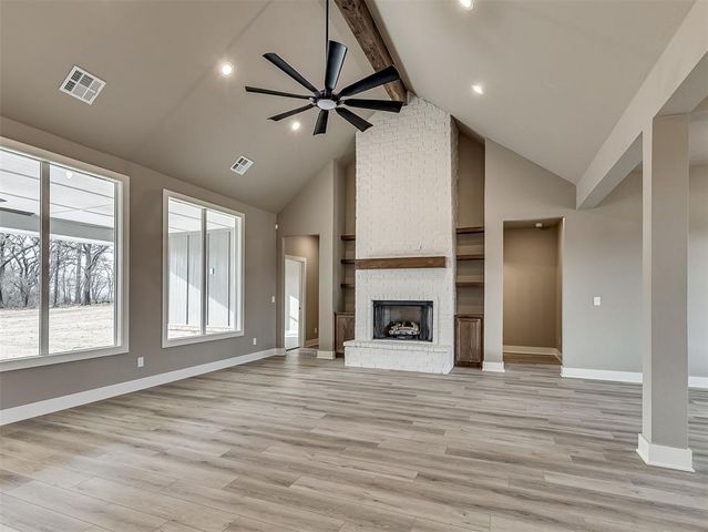 21246 Reserve Circle, Harrah, OK 73045