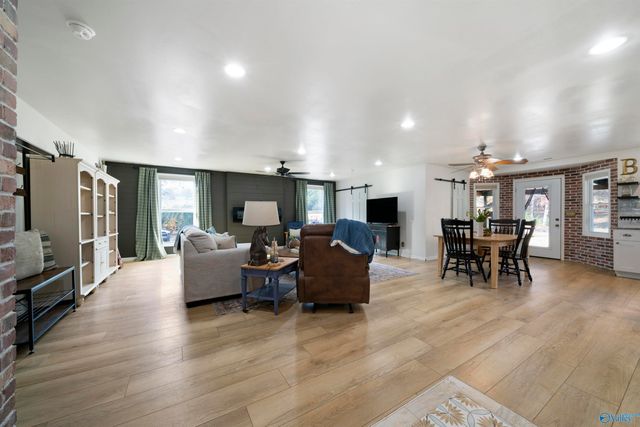 1585 County Road 144, Gaylesville, AL 35973