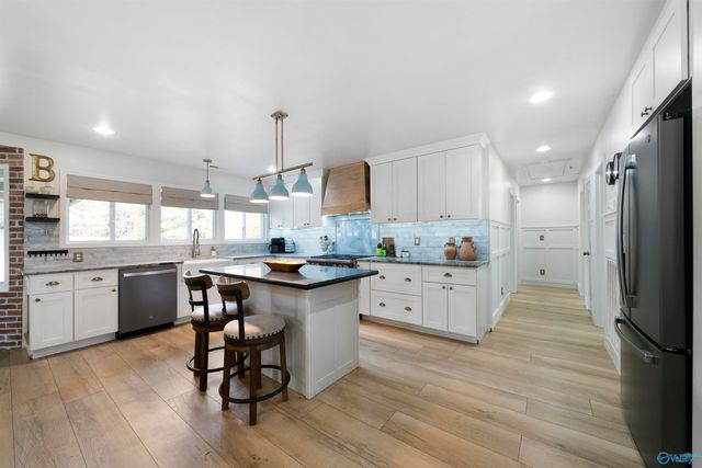 1585 County Road 144, Gaylesville, AL 35973