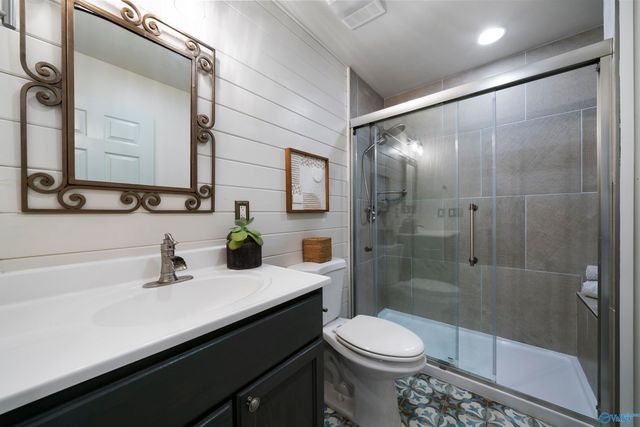 1585 County Road 144, Gaylesville, AL 35973