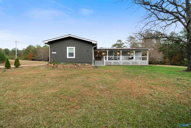1585 County Road 144, Gaylesville, AL 35973