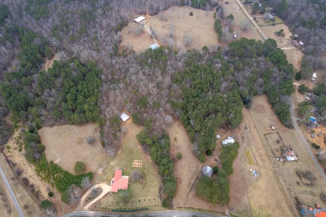 1585 County Road 144, Gaylesville, AL 35973