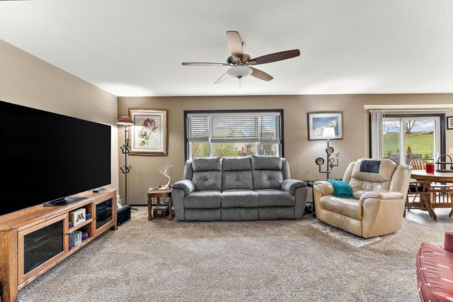 713 Overlook Drive, Buffalo, MN 55313