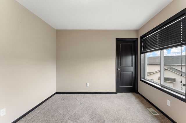 713 Overlook Drive, Buffalo, MN 55313