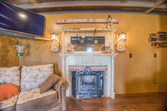 1307 Route Af, Ava, MO 65608