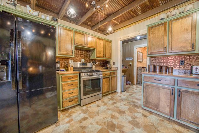 1307 Route Af, Ava, MO 65608