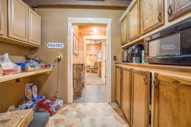 1307 Route Af, Ava, MO 65608