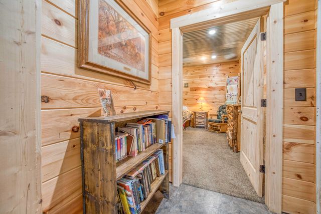 1307 Route Af, Ava, MO 65608