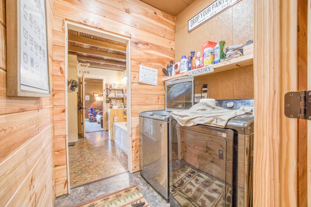 1307 Route Af, Ava, MO 65608