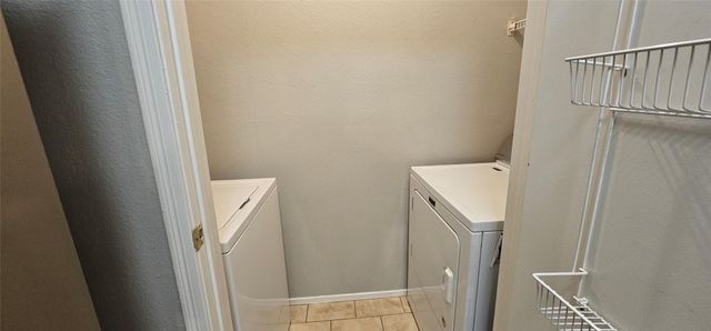 12166 Metric BLVD 2006, Austin, TX 78758