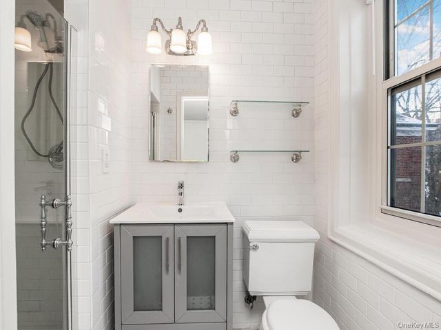 1332 Midland Avenue 3F, Bronxville, NY 10708