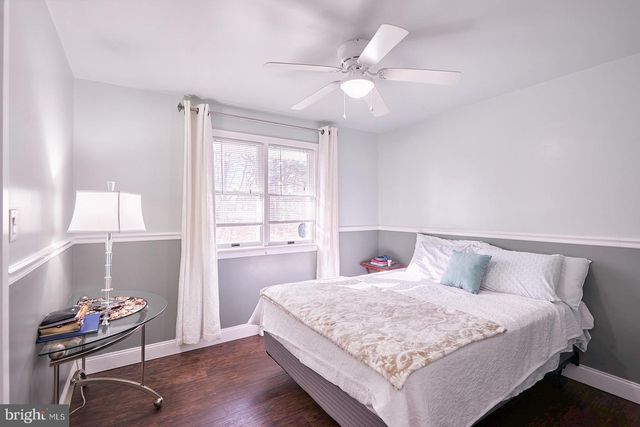 884 AHRENS RD, Reading, PA 19606