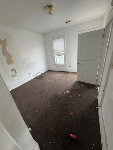 857 E 21ST Street, Erie, PA 16503