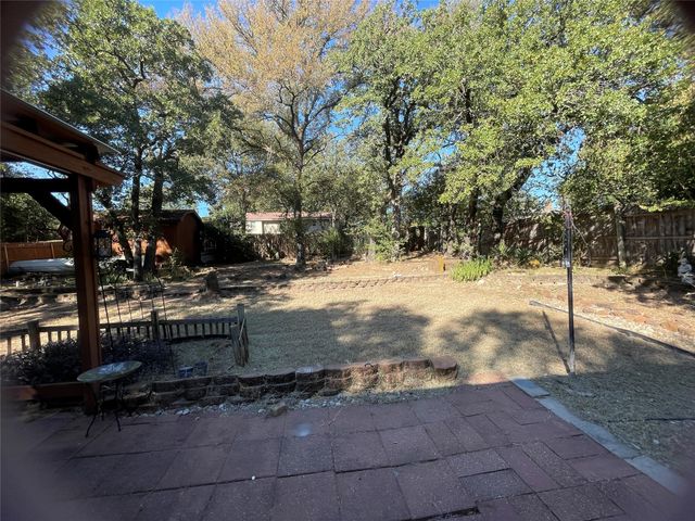 7025 Lowery Lane, North Richland Hills, TX 76182