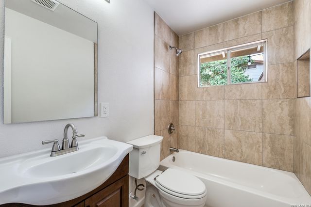 1706 Corita, San Antonio, TX 78209