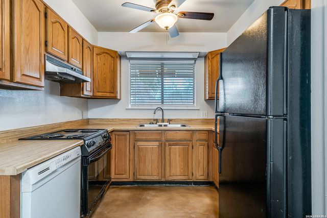 1706 Corita, San Antonio, TX 78209