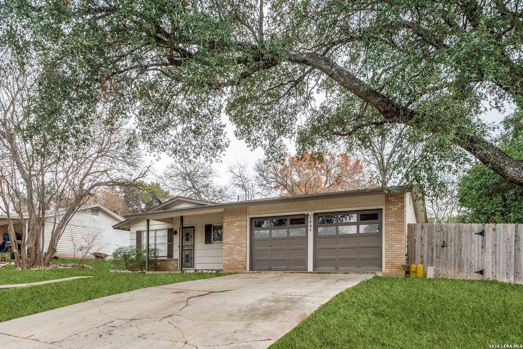 1706 Corita, San Antonio, TX 78209