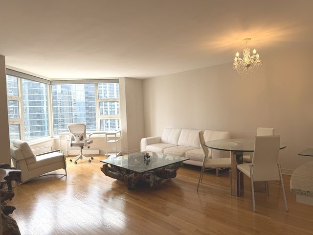 401 E Ontario Street 3408, Chicago, IL 60611