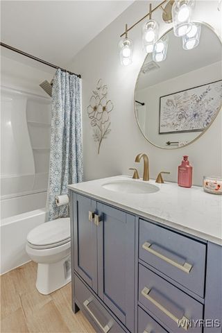 858 Deerfield Drive, North Tonawanda, NY 14120