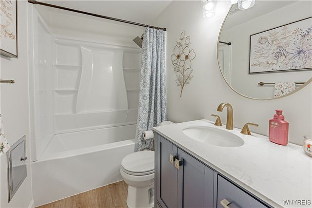 858 Deerfield Drive, North Tonawanda, NY 14120