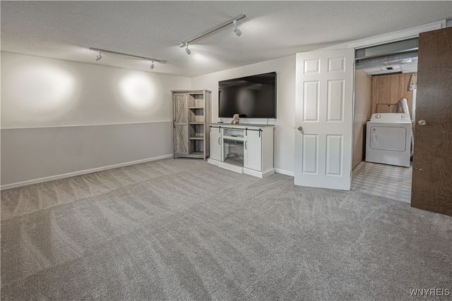 858 Deerfield Drive, North Tonawanda, NY 14120