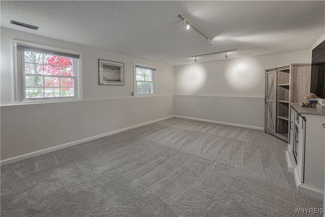 858 Deerfield Drive, North Tonawanda, NY 14120