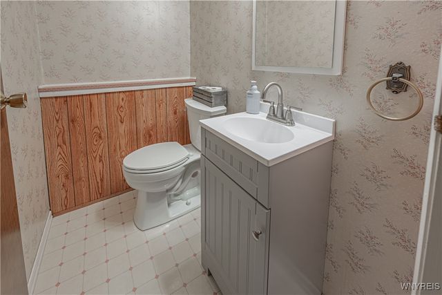 858 Deerfield Drive, North Tonawanda, NY 14120