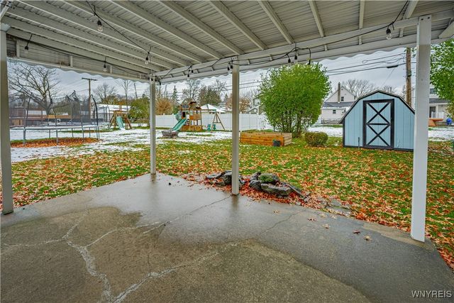 858 Deerfield Drive, North Tonawanda, NY 14120