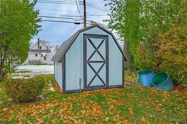 858 Deerfield Drive, North Tonawanda, NY 14120