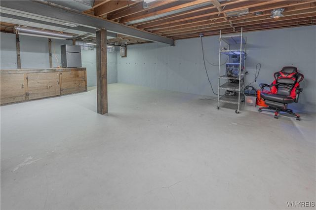 858 Deerfield Drive, North Tonawanda, NY 14120