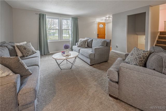 858 Deerfield Drive, North Tonawanda, NY 14120