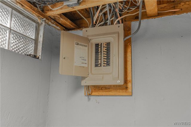 858 Deerfield Drive, North Tonawanda, NY 14120