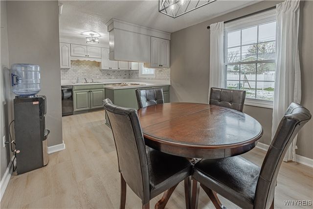 858 Deerfield Drive, North Tonawanda, NY 14120