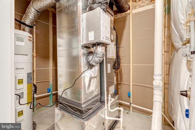 2087 SPRINGVALE DR, Bealeton, VA 22712