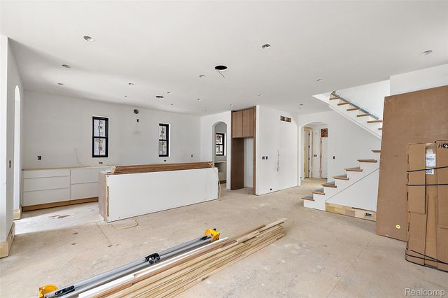 1368 Bennaville Avenue, Birmingham, MI 48009