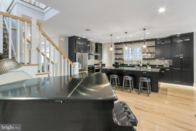 1005-A LINCOLN AVE, Falls Church, VA 22046