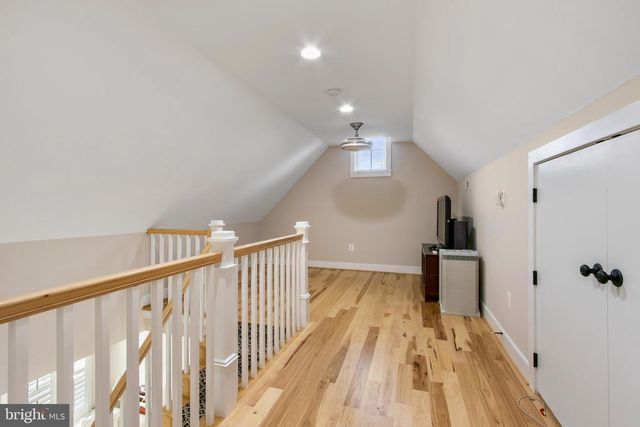 1005-A LINCOLN AVE, Falls Church, VA 22046