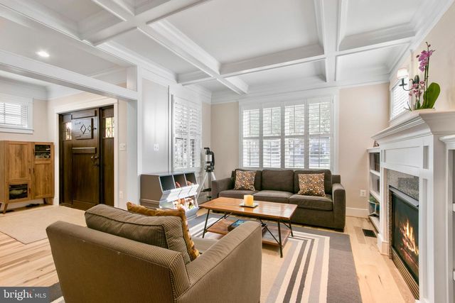 1005-A LINCOLN AVE, Falls Church, VA 22046