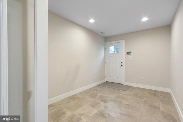 1005-A LINCOLN AVE, Falls Church, VA 22046