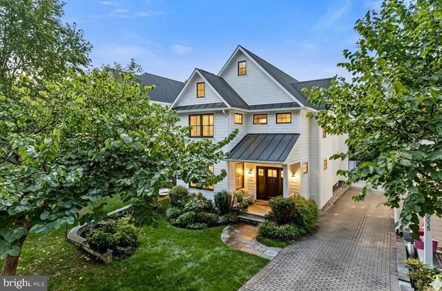 1005-A LINCOLN AVE, Falls Church, VA 22046