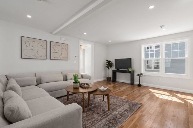 15 Foster Street 15A, Arlington, MA 02474