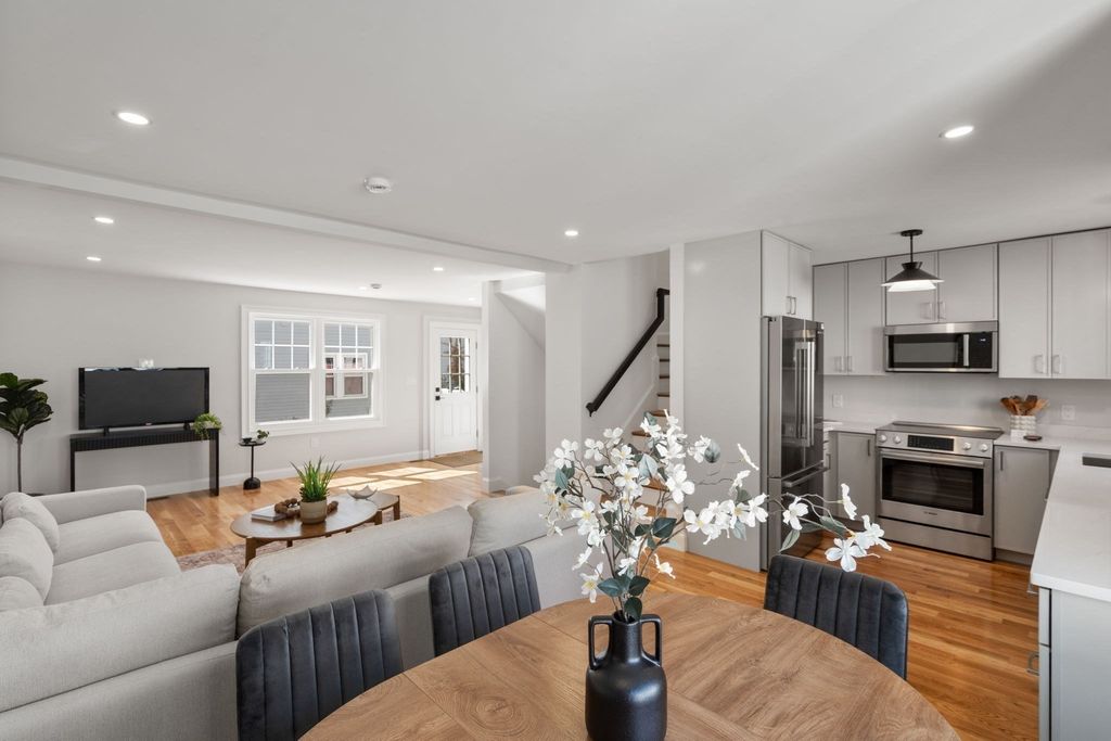 15 Foster Street 15A, Arlington, MA 02474