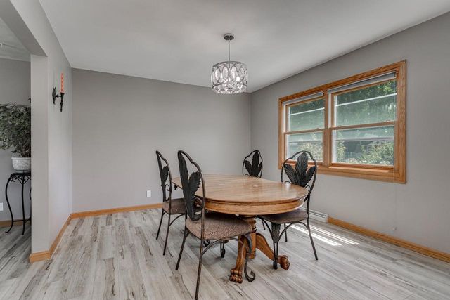 1805 E MARQUETTE STREET, Appleton, WI 54911
