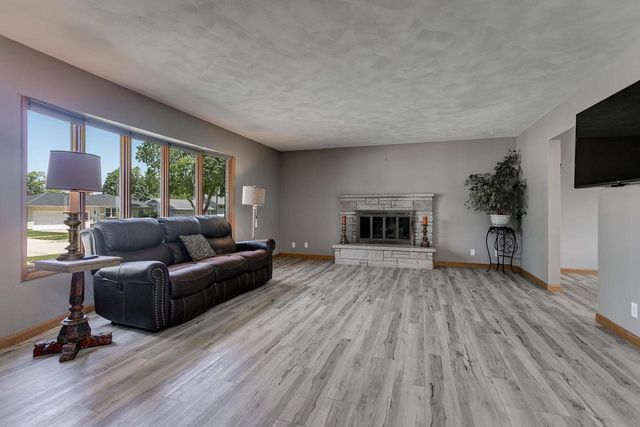 1805 E MARQUETTE STREET, Appleton, WI 54911