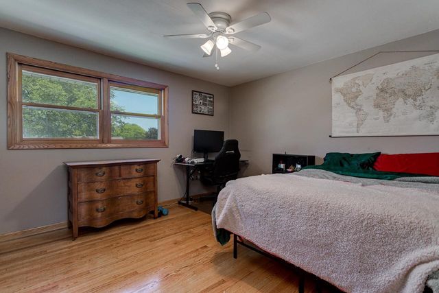1805 E MARQUETTE STREET, Appleton, WI 54911