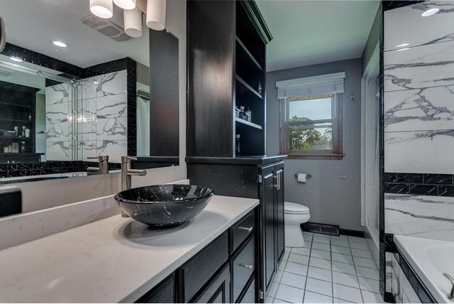 1805 E MARQUETTE STREET, Appleton, WI 54911