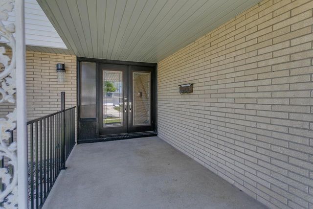 1805 E MARQUETTE STREET, Appleton, WI 54911