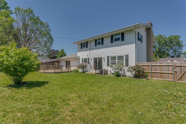 1805 E MARQUETTE STREET, Appleton, WI 54911