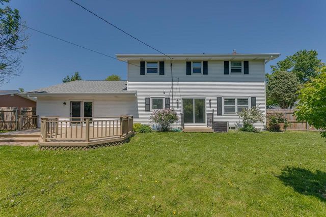 1805 E MARQUETTE STREET, Appleton, WI 54911