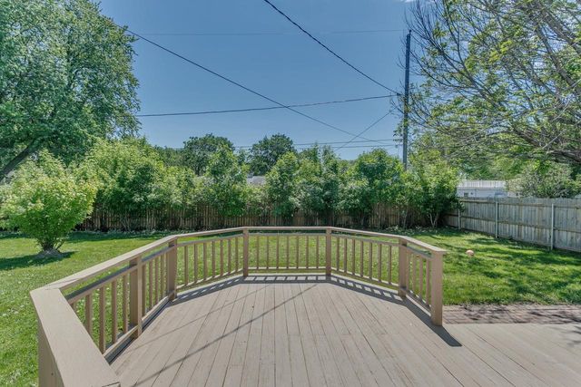 1805 E MARQUETTE STREET, Appleton, WI 54911